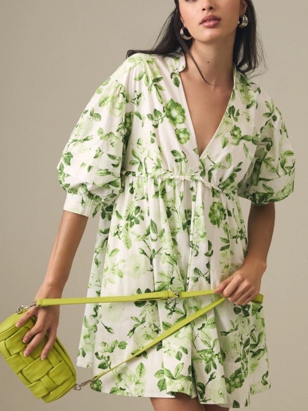 Maeve by Anthropologie V Neck Floral White Green Dress Garden Party Cotton Med